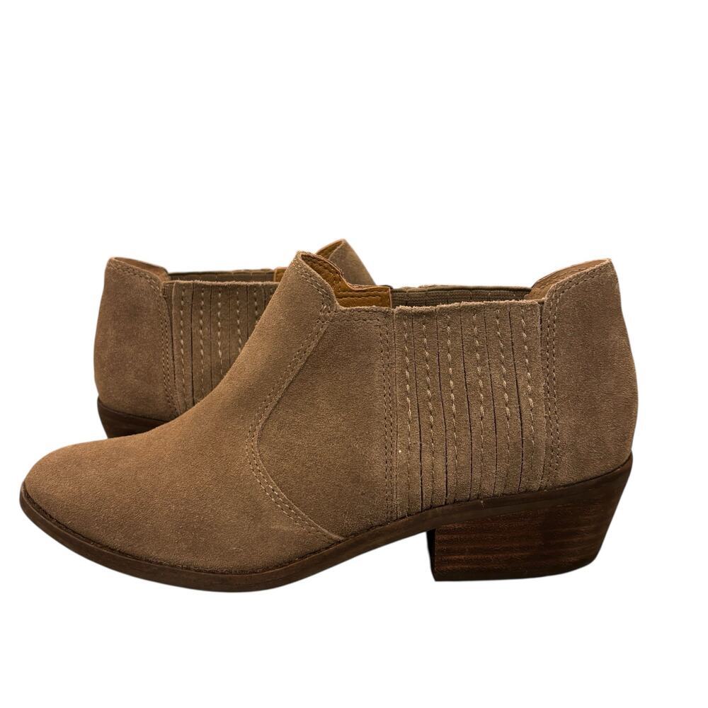 Earth Toned Suede Bootie Ankle Boots Taupe Bark Brown Woodland natural, Size 7.5